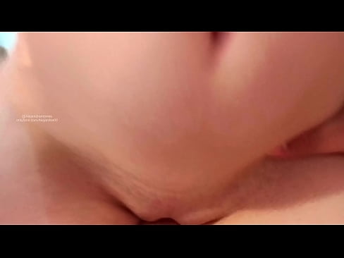 ❤️ Natutulog sa kwarto ni ate at ayun nagising ako Anal video sa amin ﹏