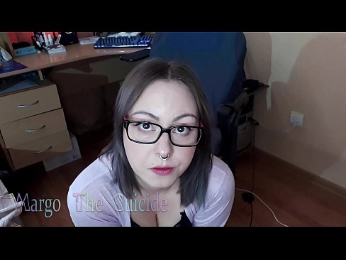 ❤️ Ang Sexy na Babae na may Salamin ay Sumipsip ng Dildo sa Camera Anal video sa amin ﹏